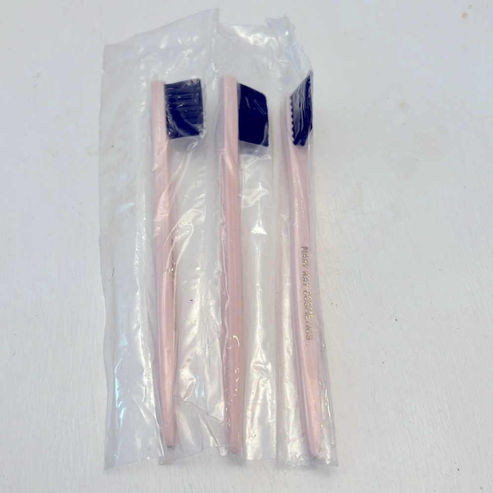 Mary Kay Cosmetics Pink Eyebrow Brushes Three New